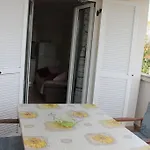 In With Sea View, Balcony, Air Conditioning, Wi-fi * Ždrelac