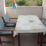 In With Sea View, Balcony, Air Conditioning, Wi-fi * Ždrelac