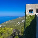 In With Sea View, Balcony, Air Conditioning, Wi-fi