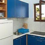 In With Sea View, Balcony, Air Conditioning, Wi-fi *