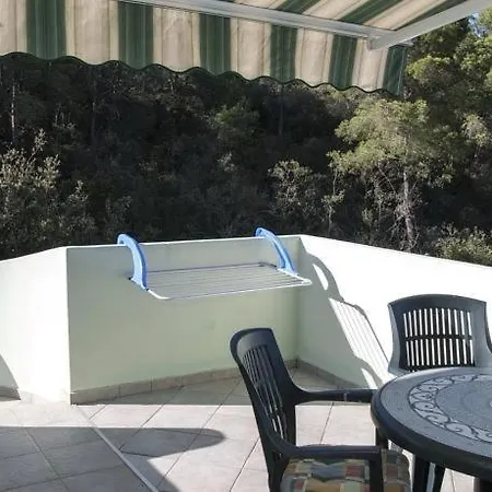 In With Sea View, Balcony, Air Conditioning, Wi-fi *