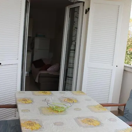In With Sea View, Balcony, Air Conditioning, Wi-fi * Zdrelac