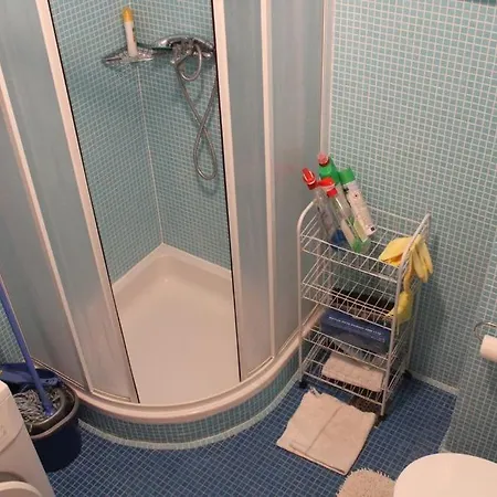 Apartment In With Sea View, Balcony, Air Conditioning, Wi-fi