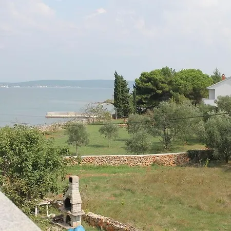 In With Sea View, Balcony, Air Conditioning, Wi-fi * Ždrelac