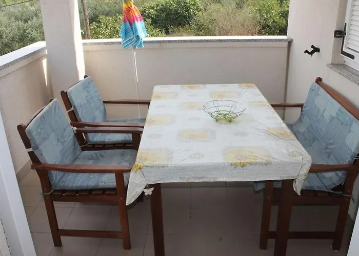 In With Sea View, Balcony, Air Conditioning, Wi-fi * Zdrelac