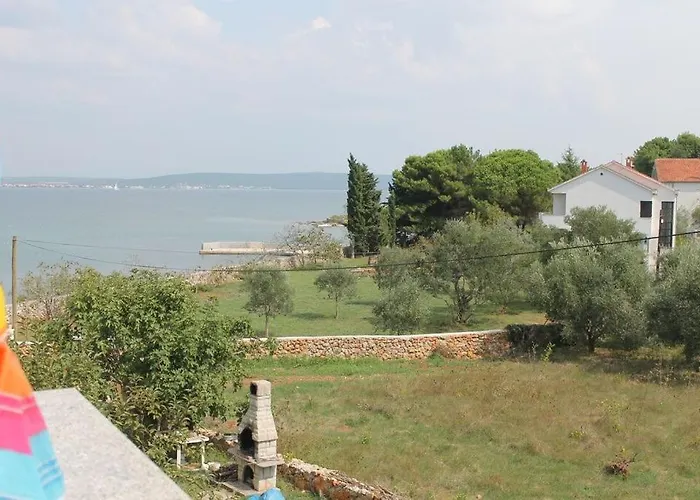 In With Sea View, Balcony, Air Conditioning, Wi-fi * Ždrelac