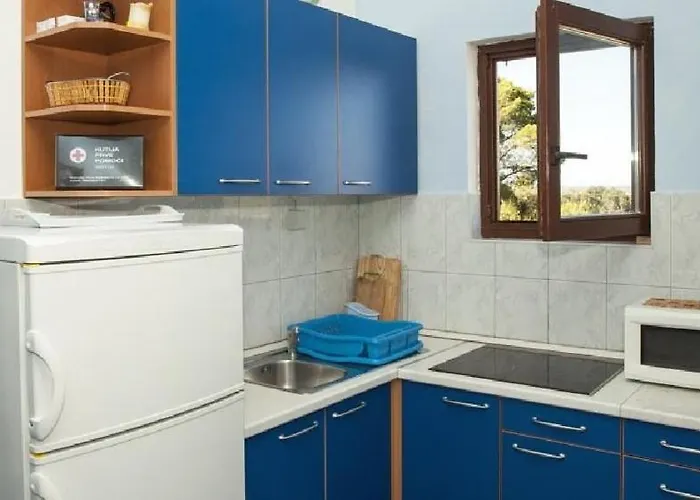 In With Sea View, Balcony, Air Conditioning, Wi-fi *