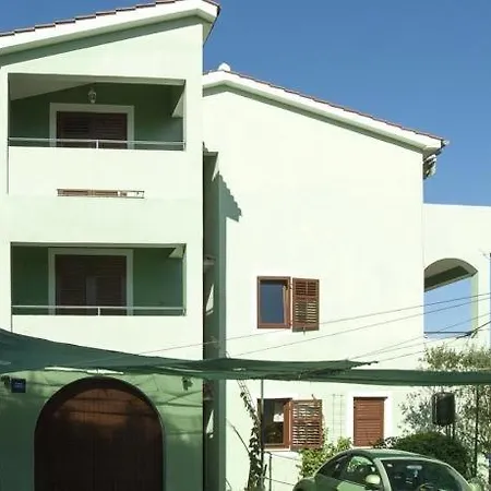 In With Sea View, Balcony, Air Conditioning, Wi-fi * Ždrelac