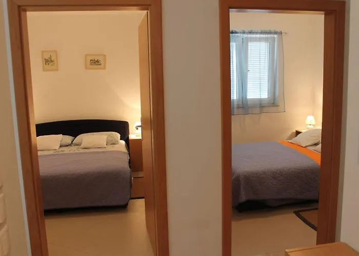 In With Sea View, Balcony, Air Conditioning, Wi-fi Apartman